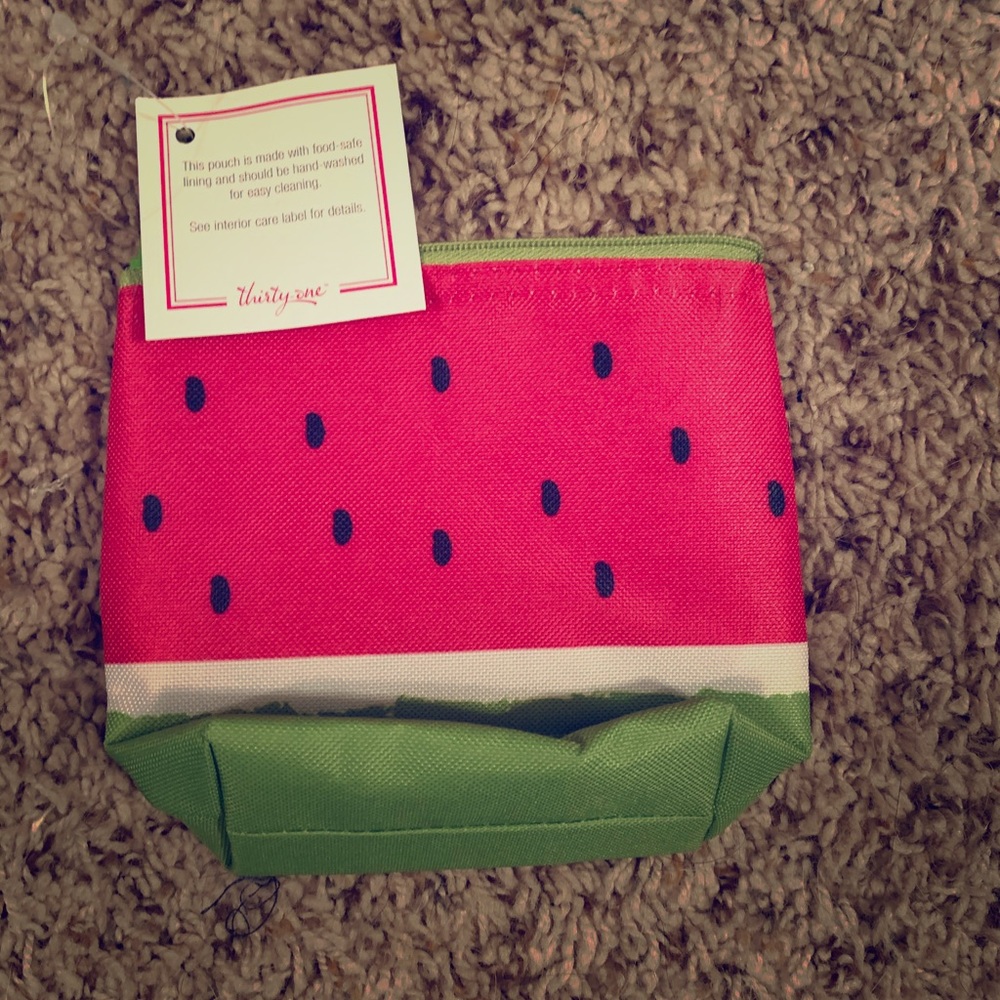 Thirty One Cool Zip Snacker